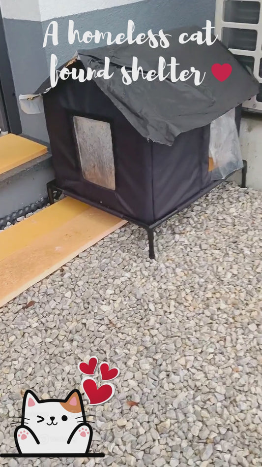 Warme buitenkattenhut met nooduitgang | Geïsoleerd, veilig en gemakkelijk schoon te maken